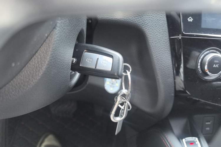 Used Nissan Qashqai 2019 2.0L CVT Smart Enjoyment Version
