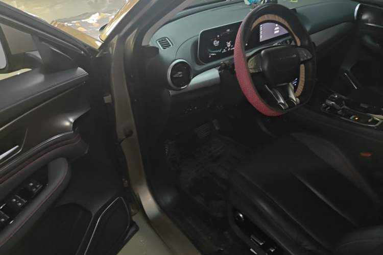 Used FORTHING T5 EVO 2021 1.5TD DCT Diamond Edition
