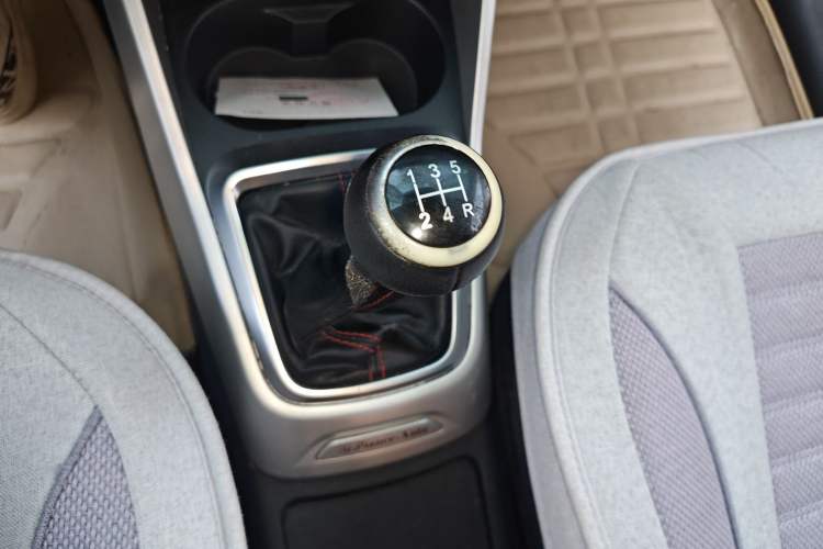 Used Brilliance V3 2015 1.5L Manual Base Version