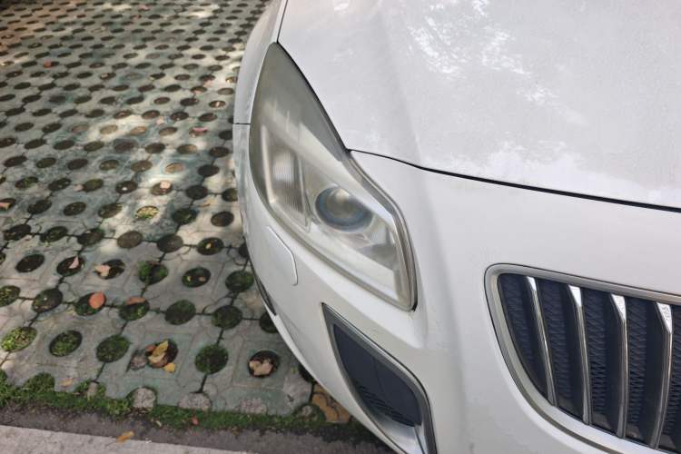 Used Buick Regal 2012 2.0L Luxury Edition Right Front Headlight