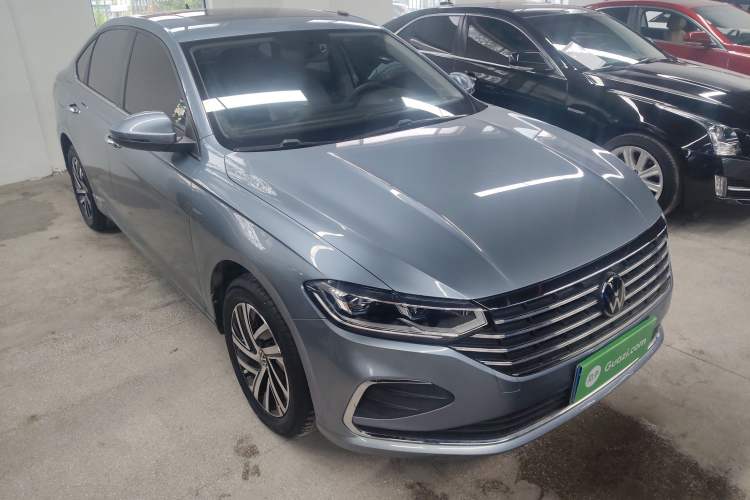 Used Volkswagen Lavida 2023 280TSI DSG Full-Comfort Edition Front Right 45 Deg