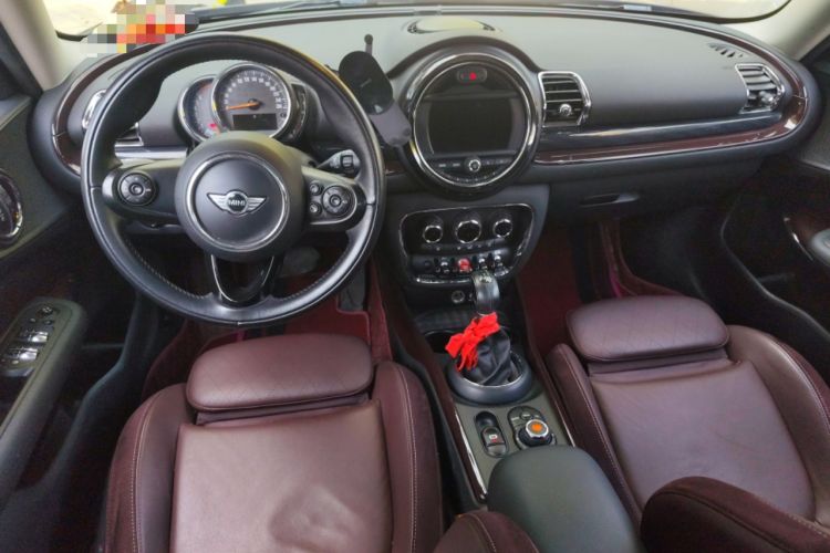 Used MINI Clubman 2016 Revised Version 1.5T COOPER Connoisseur Edition Center Console