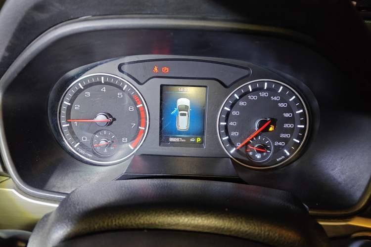 Used Haval H6 2021 Sport Edition 1.5T Automatic Elite Smart Connectivity Model with Hexagonal Grille
