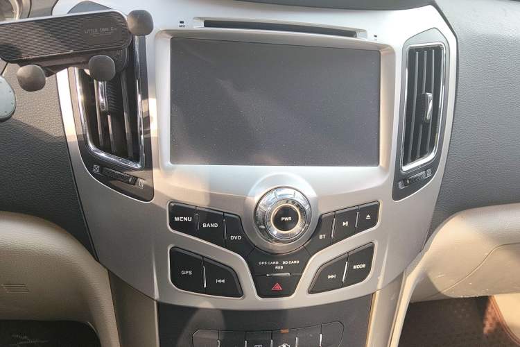 Used Haima S7 2015 2.0L Automatic ZhiShang Version Audio And AC Panel
