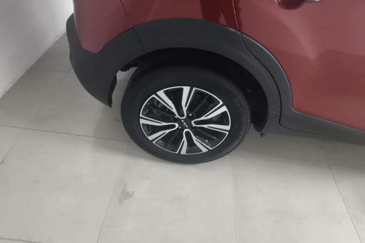 Used Kia kx1 Stonic 2021 1.4L CVT Fun Edition Right Rear Wheel Hub