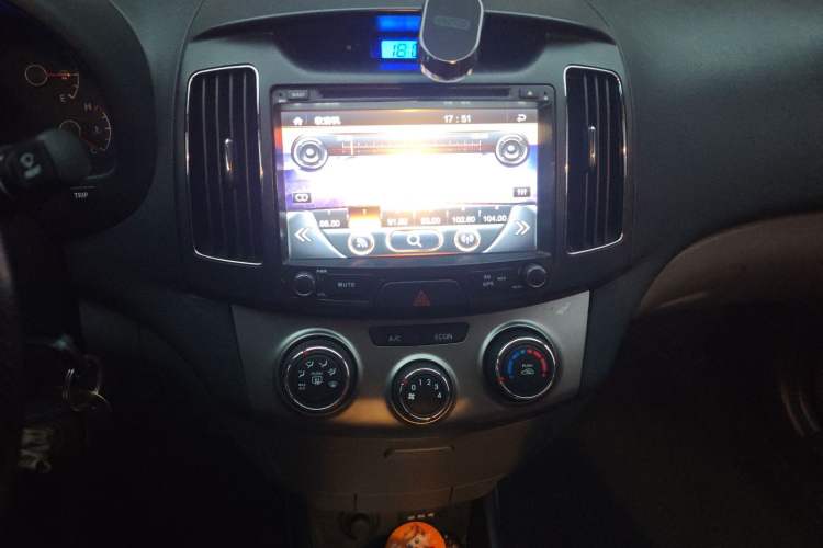 Used Hyundai Celesta 2011 1.6L Manual Comfort Edition
