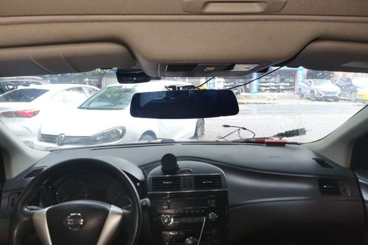 Used Nissan Tiida 2013 1.6L CVT Cool Cafe Edition Headliner