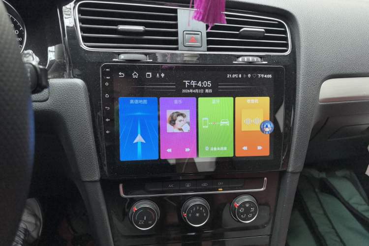 Used Volkswagen Golf 2018 1.6L Automatic Fashion Model
