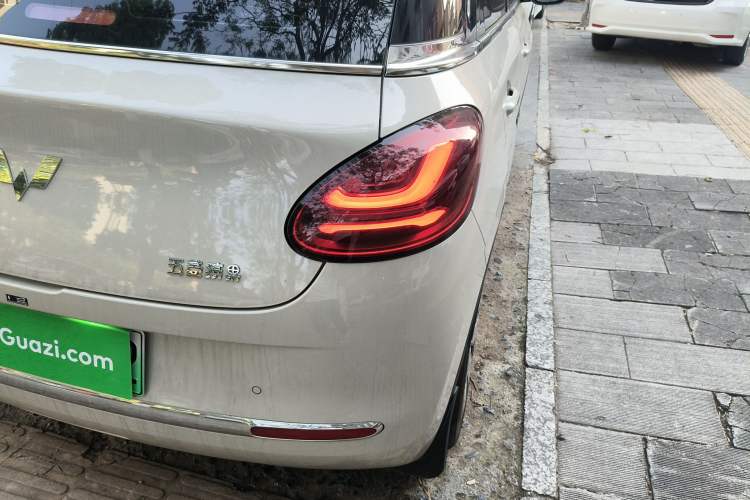 Used Wuling Bingo 2024 333 km Lingxi Connected Version Right Rear Taillight