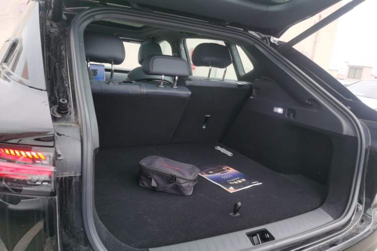 Used VOYAH COURAGE 2024 Four-Wheel Drive Global Edition Trunk