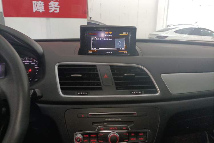 Used Audi Q3 2018 30th Anniversary Edition 30 TFSI Fashion Model