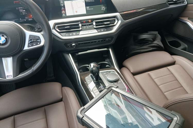 Used BMW 3 Series 2021 Second Facelift 325Li M Sport Package
