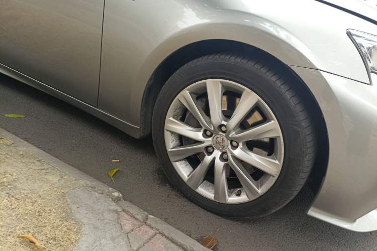 Used Lexus IS 2015 200t F SPORT
