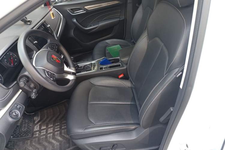 Used Roewe i6 2020 PLUS 1.6L CVT 4G Connected Glory Flagship Edition