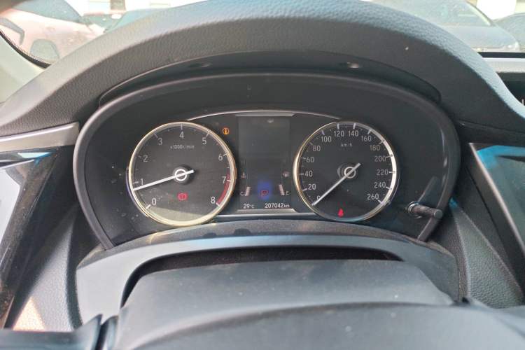 Used Honda Spirior 2015 2.0L Prestige Edition
