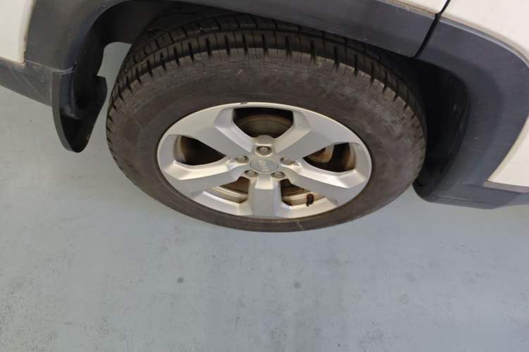 Used Jeep Compass 2017 200T Automatic Family Edition Right Rear Wheel Hub