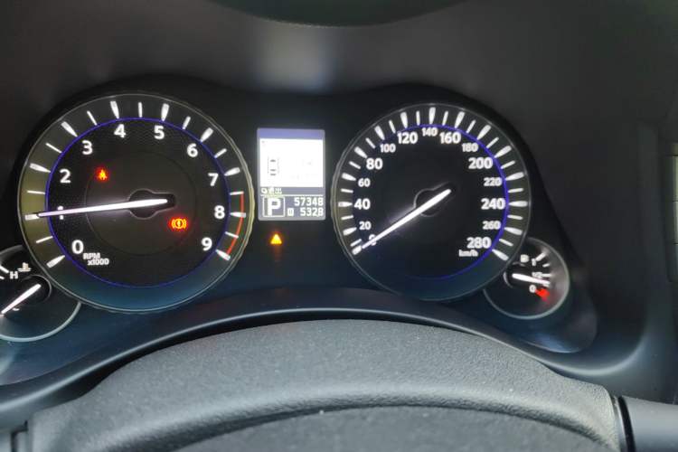 Used Infiniti Q70 2013 Q70L 2.5L Comfort Edition
