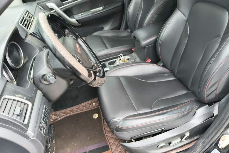 Used Haval H6 2015 Sport Edition 1.5T Automatic Two-Wheel Drive Luxury Model
