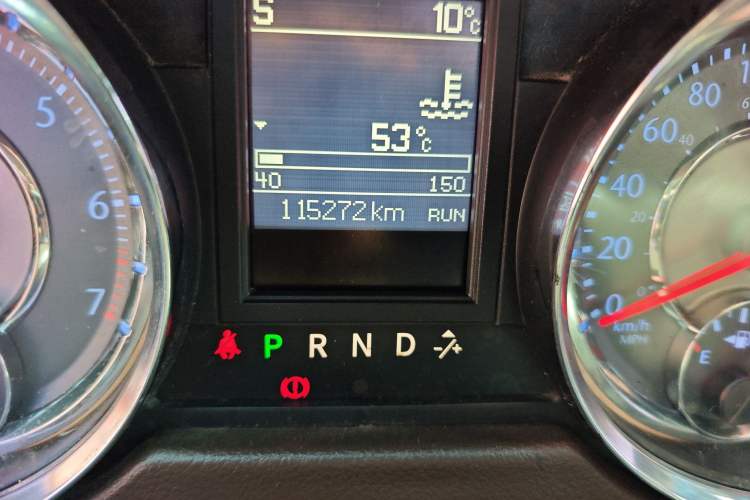 Used Chrysler Grand Voyager 2013 3.6L Luxury Edition Odometer Close Up