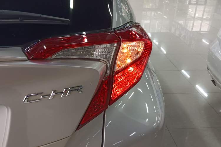 Used Toyota C-HR 2020 2.0L Leading Edition