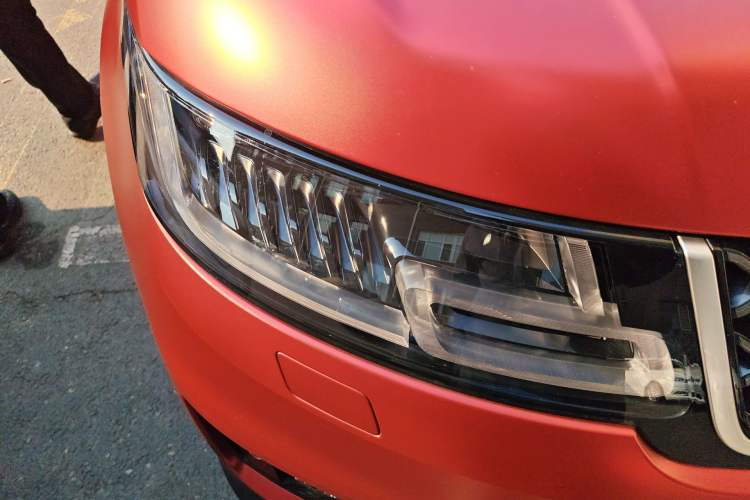 Used Land Rover Range Sport 2021 3.0 L6 SE Right Front Headlight