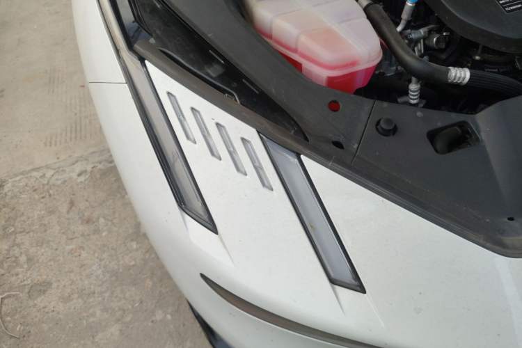 Used Lynk & Co 10 EM-P 2025 Model 120 Four-Wheel Drive Ultra Right Front Headlight