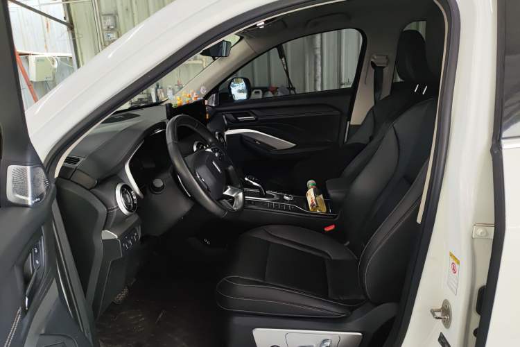 Used Wey VV6 2020 2.0T Two-Wheel Drive Smart Protection+
