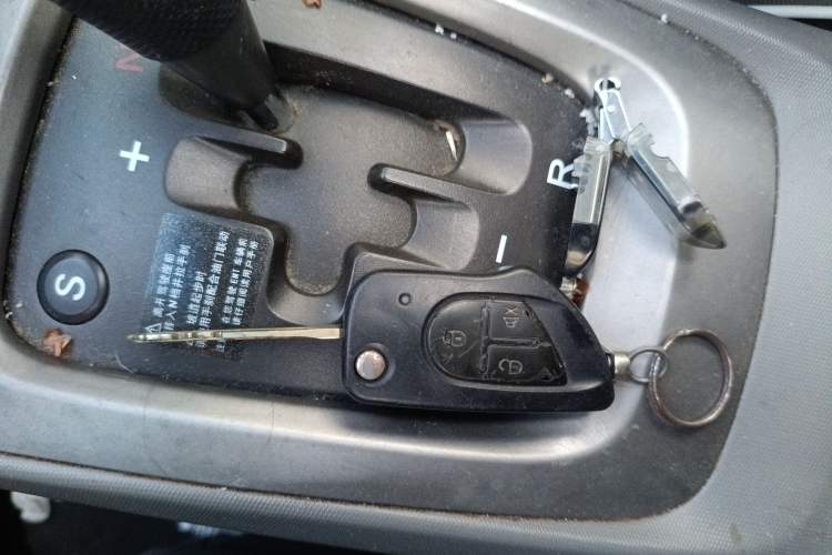 Used Chevrolet Sail 2010 Hatchback 1.4L AMT Elite Edition
