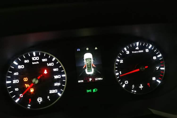 Used MG 5 2022 180 DVVT CVT Youth Luxury Edition