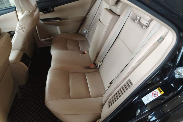 Used Toyota Camry 2012 Luxurious Edition 2.5HG Zunrui