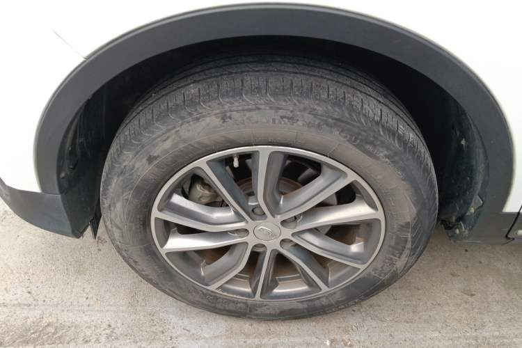 Used Geely Auto Emgrand X7 Sport 2018 1.8TD Automatic Two-Wheel Drive Smart Connect 4G Internet Edition