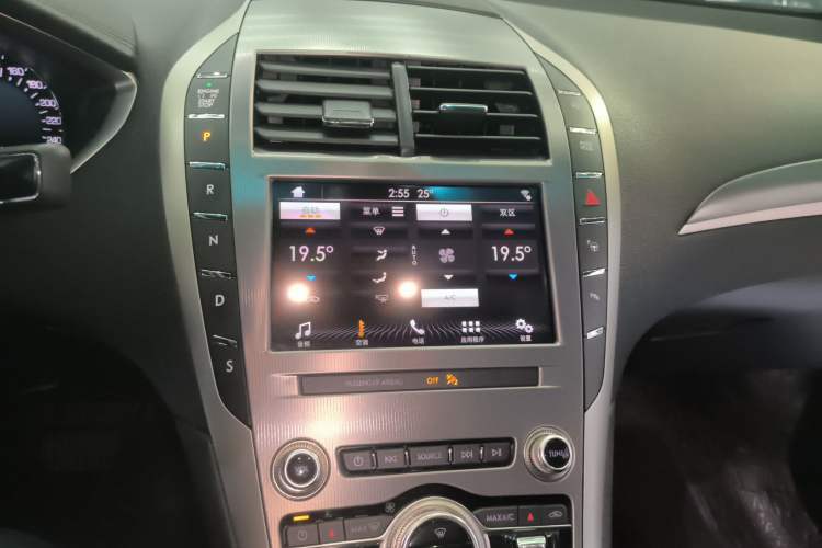 Used Lincoln MKZ 2019 2.0T Luxury Edition China VI Standard