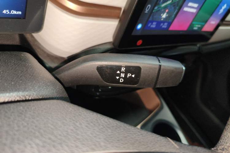 Used SOL E10X 2021 302 km Range Luxury Version 30.2 kWh