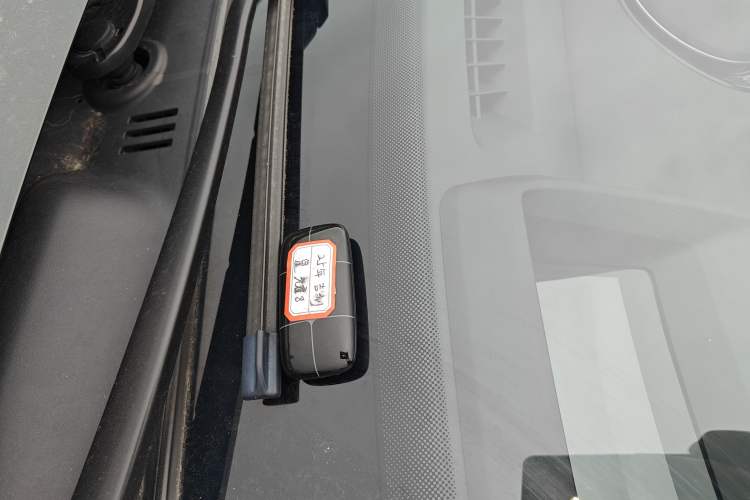 Used Geely Galaxy 8 2025 130km EM-P Starship Edition
