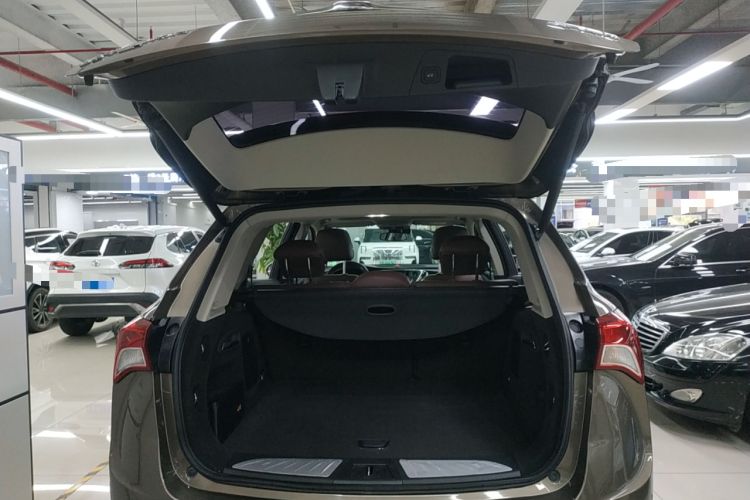 Used Buick Envision 2018 28T Four-Wheel Drive Luxury Model
