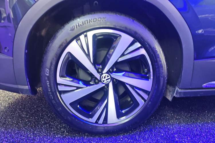 Used Volkswagen ID.6 CROZZ 2022 Long-Range PRO Edition