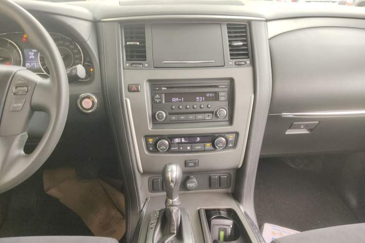 Used Nissan Patrol  Audio And AC Panel