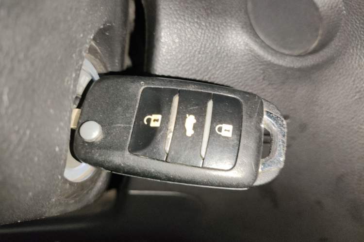 Used CHANGAN CS75 2014 2.0L Manual Luxury Version China IV Standard Vehicle Key