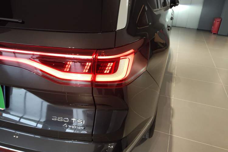 Used Volkswagen Talagon 2022 380TSI Four-Wheel Drive Luxury "Jiajing" Edition Pro 6 Seats