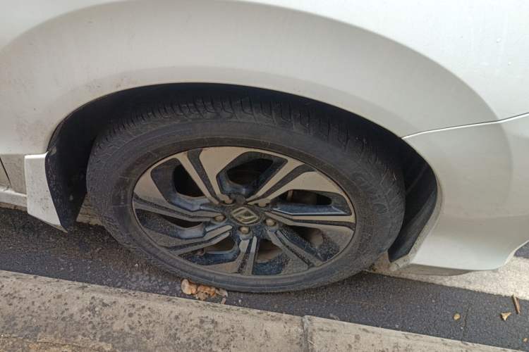 Used Honda Crider 2016 1.8L CVT Luxury Edition
