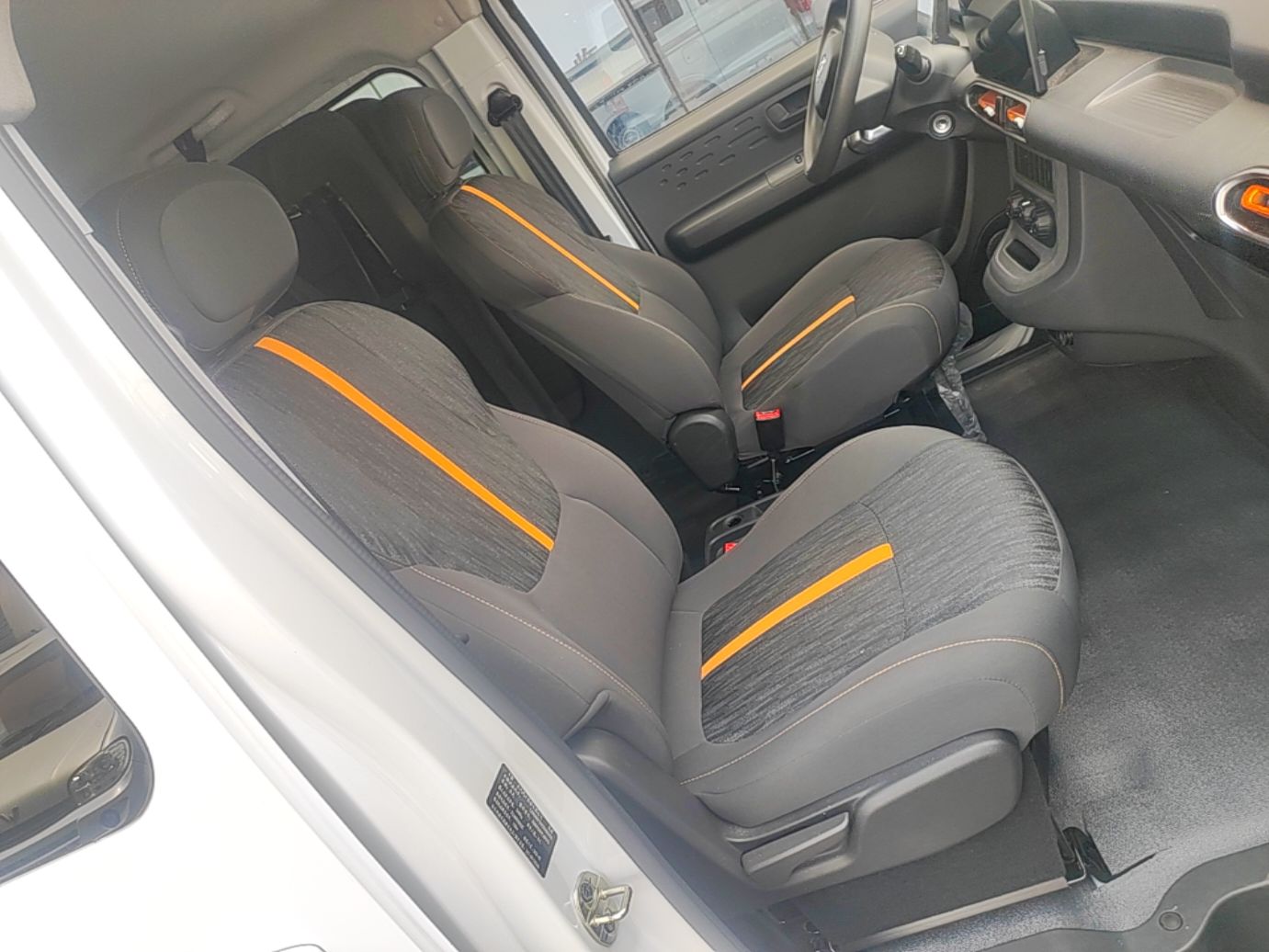 Dongfeng Furetong 2026 V8E Passenger Edition, Comfort Type, Fudi, 50.48 kWh — снимка 19