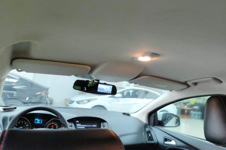 Used Ford Focus 2018 Hatchback Classic 1.6L Automatic Comfort Plus SmartDrive Edition