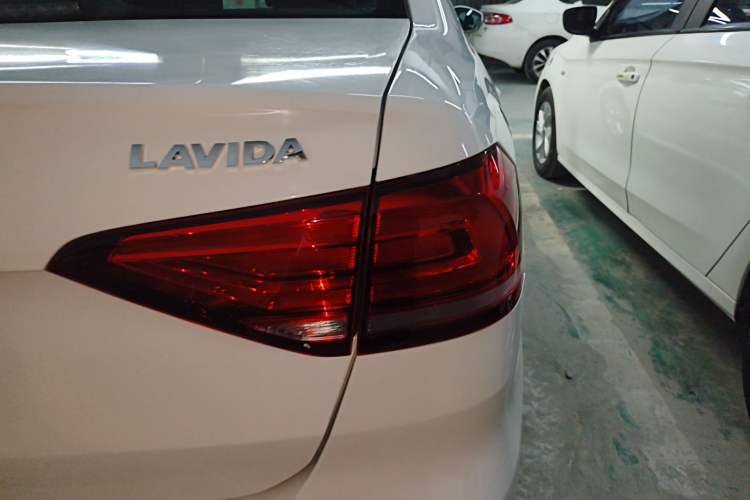 Used Volkswagen Lavida 2019 Lavida Start 1.5L Automatic Trendy Version China VI Standard Exterior 1