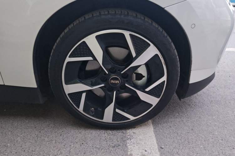 Used MINI Electric COOPER 2024 452km COOPER SE Artist
