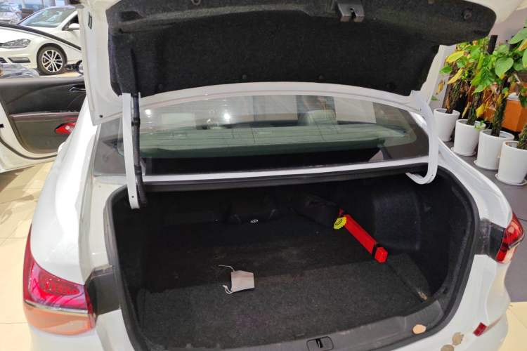 Used Chevrolet Monza 2019 RS 330T Automatic Comfort Edition China VI Standard