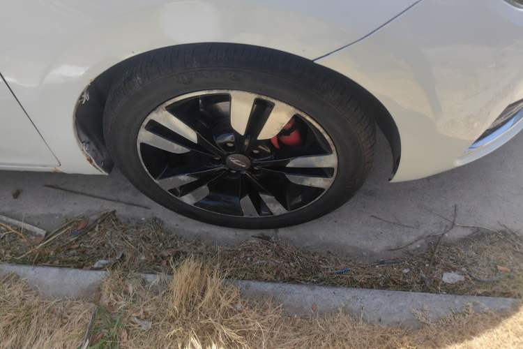 Used Chery Arrizo 5 2018 1.5L Manual Tribute to Youth Edition Right Front Wheel Hub