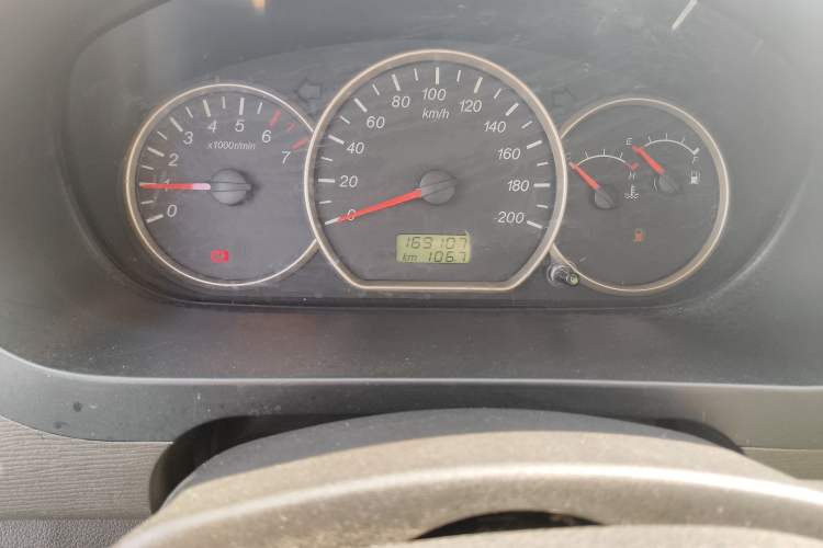 Used Wuling Hongguang 2014 1.5L Base Version Odometer Close Up