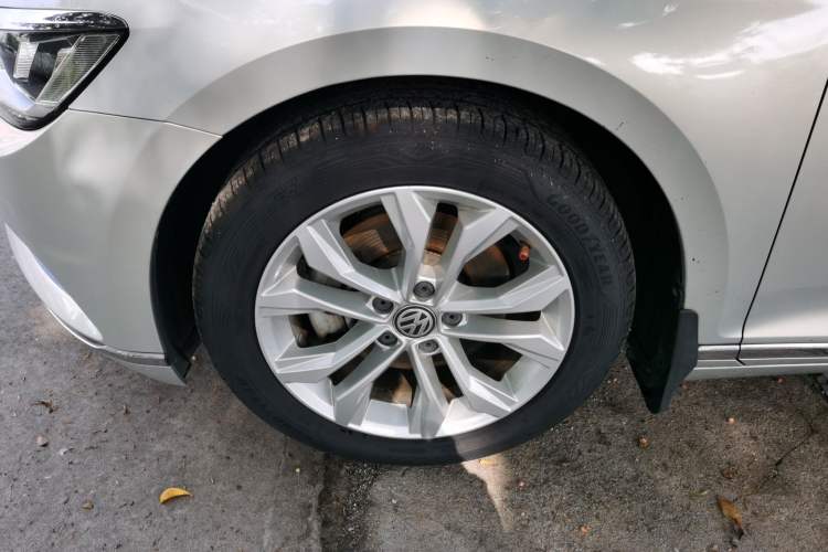 Used Volkswagen Magotan 2019 330TSI DSG Luxury Version China VI Standard