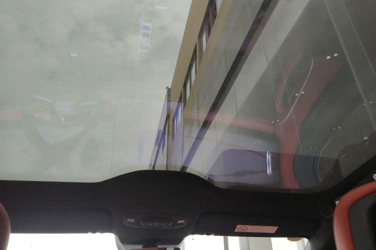Used Xiaomi Auto SU7 2024 Four-Wheel Drive Ultra-Long Range Advanced Intelligent Driving Max Edition Headliner