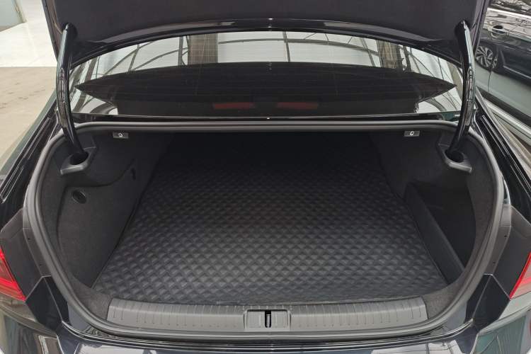 Used Volkswagen Magotan GTE Plug-in Hybrid 2022 GTE Luxury Model
